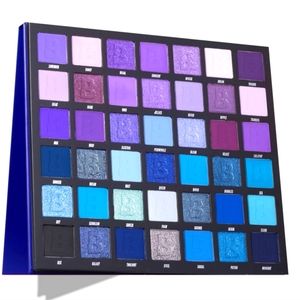 Beauty Bay MIDNIGHT 42-pan eyeshadow palette NEW
